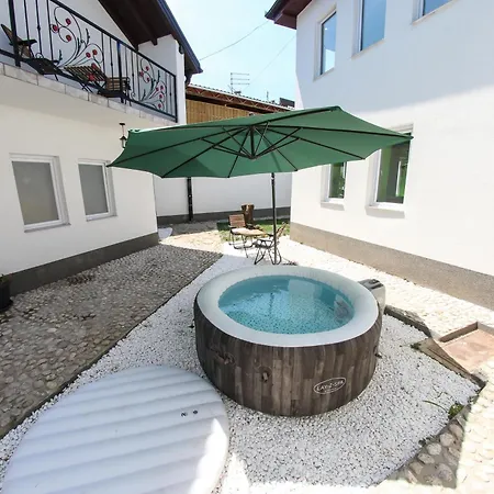 Begic * サラエヴォ